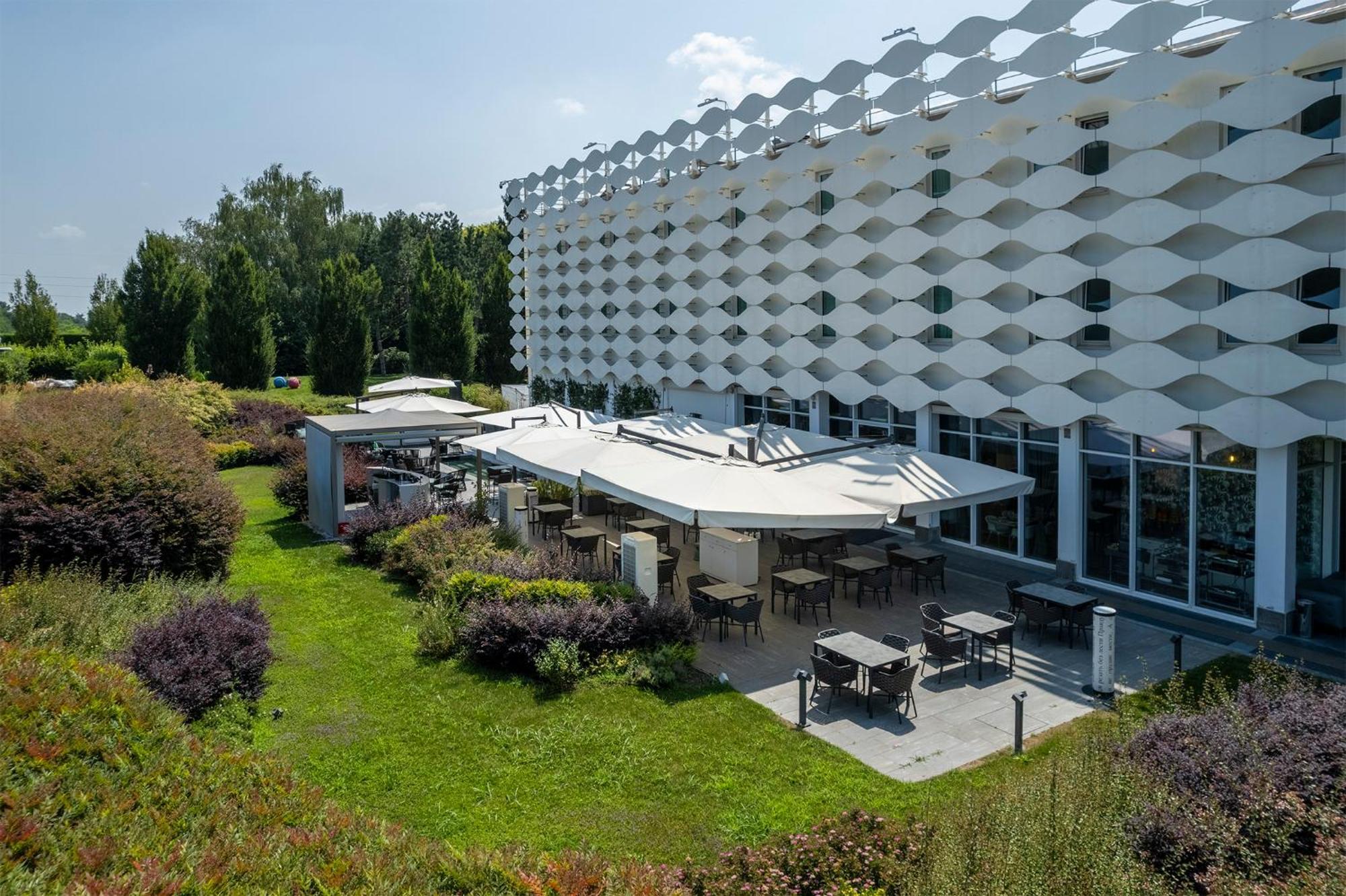 Mo.Om Hotel Ольджате-Олона Экстерьер фото