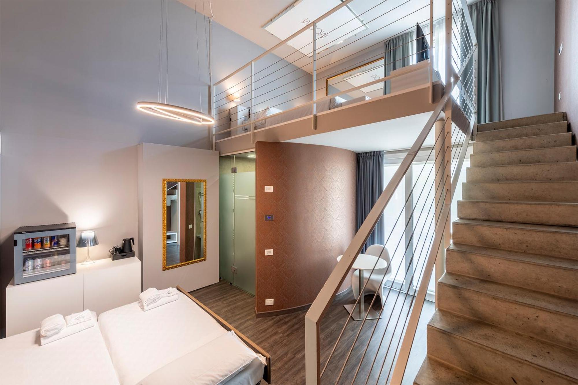 Mo.Om Hotel Ольджате-Олона Экстерьер фото