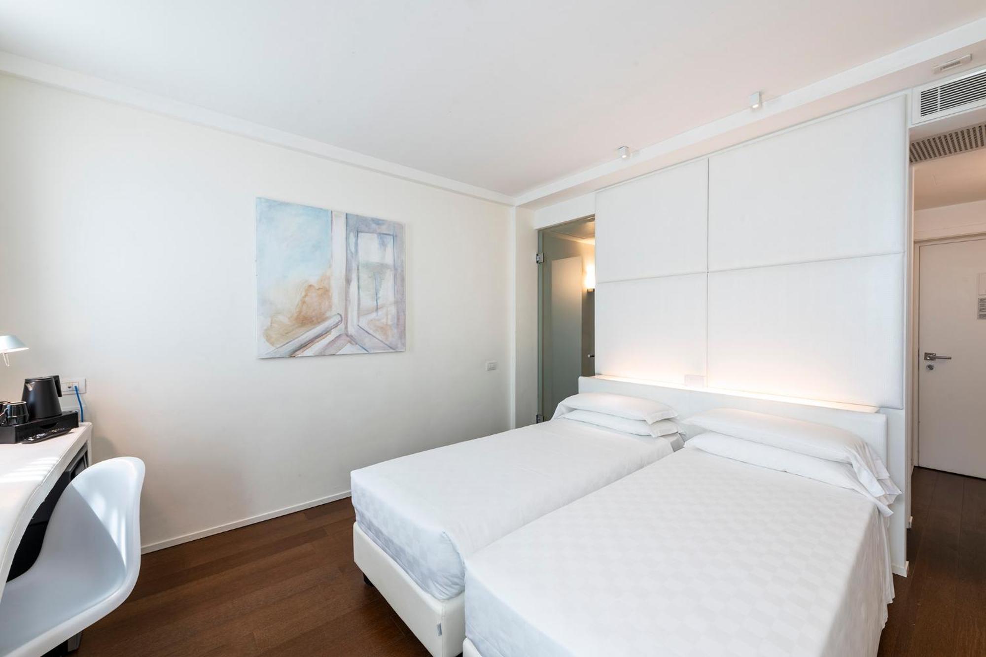 Mo.Om Hotel Ольджате-Олона Экстерьер фото