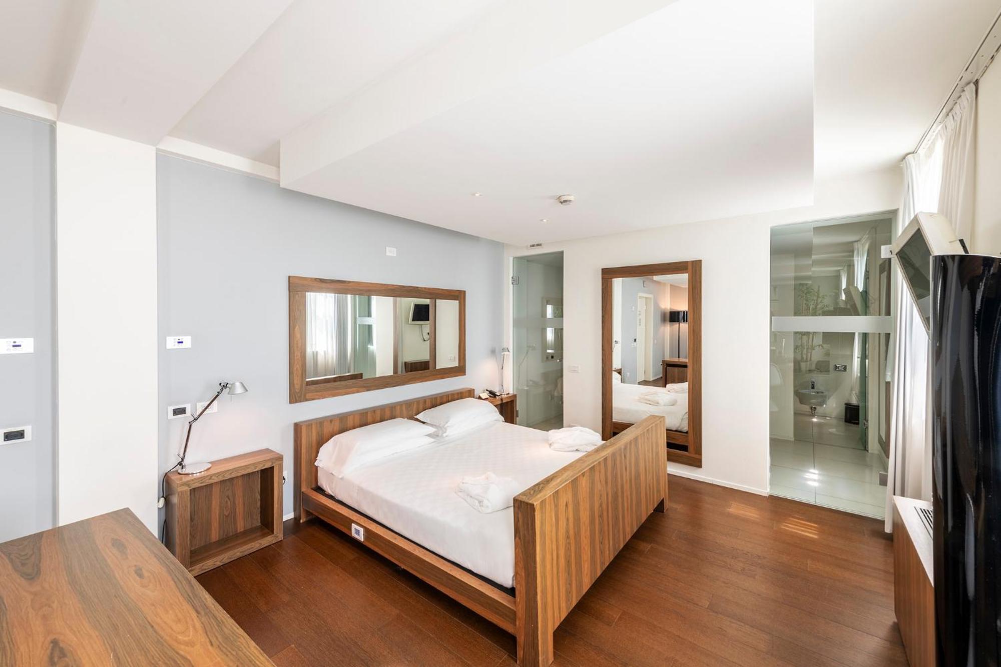 Mo.Om Hotel Ольджате-Олона Экстерьер фото